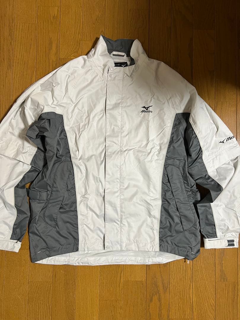 ミズノのゴルフ用レインウェア　上下セット　Lサイズ