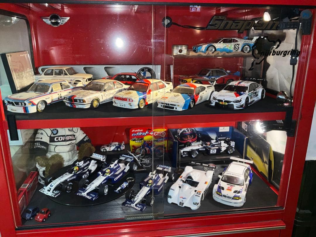 Autoart  635CSi オートアート ディーラー別注 1/18