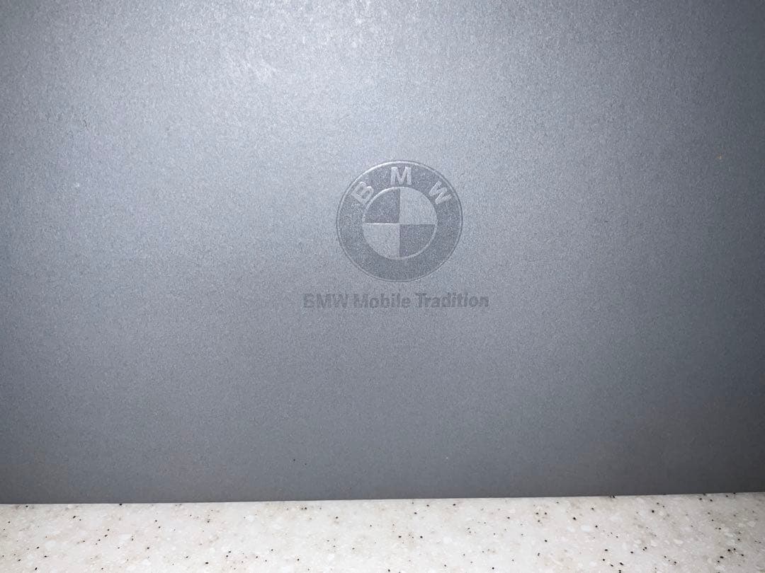 Autoart  635CSi オートアート ディーラー別注 1/18