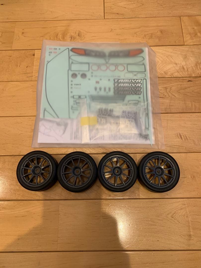 タミヤ　1/10ラジコン　TT-02 R32スカイラインGT-R