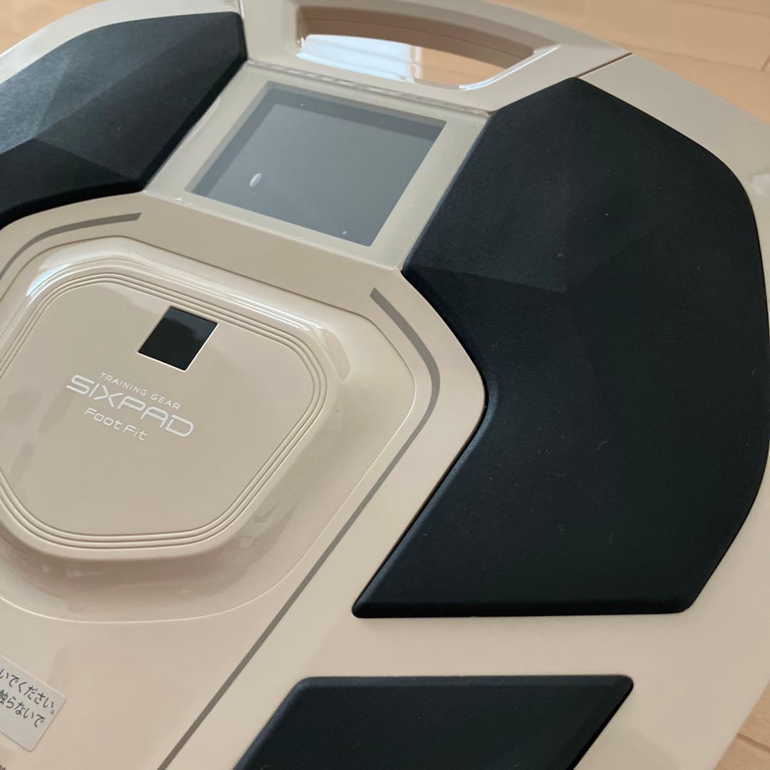シックスパッド フットフィット2 ベージュ　美品