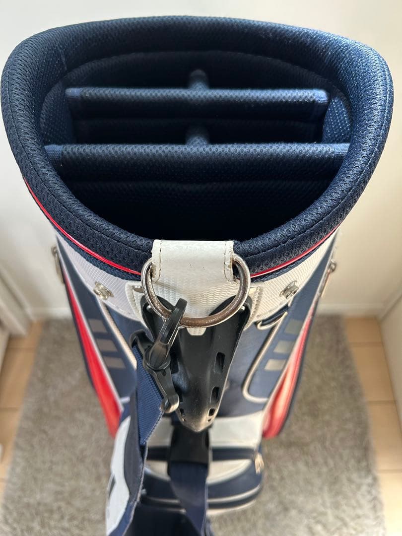 adidas キャディバッグ ホワイト/ネイビー　9.0型