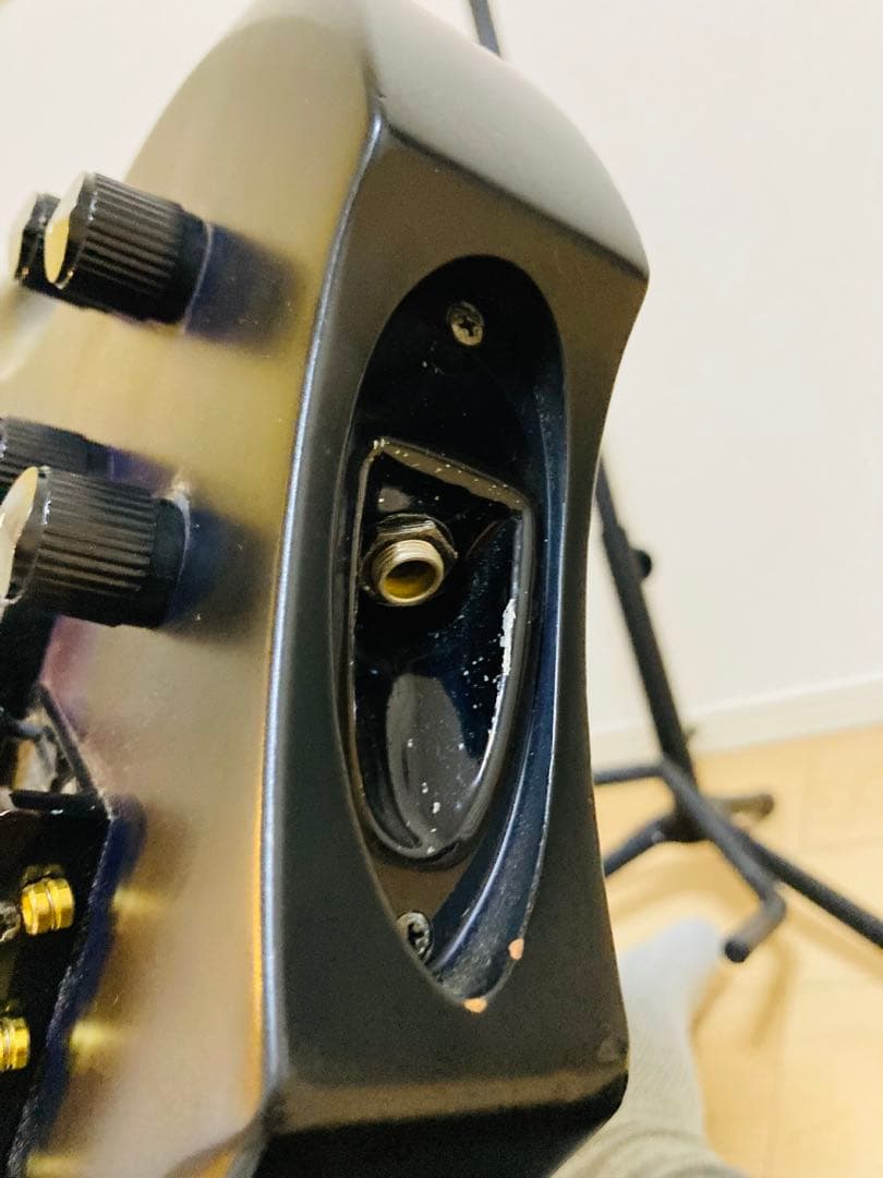 『エレキベース』　Edwards ラルクのtetsuya氏モデル　演奏問題無し