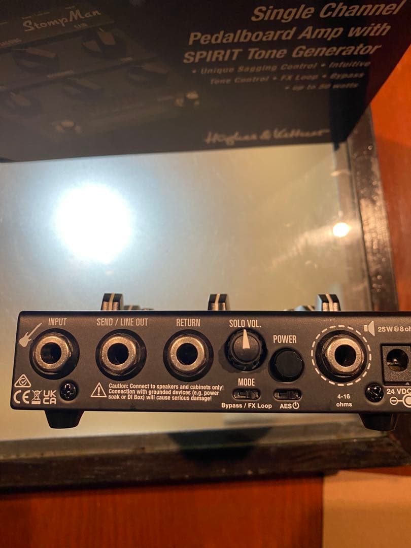 ギター Hughes & Kettner StompMan