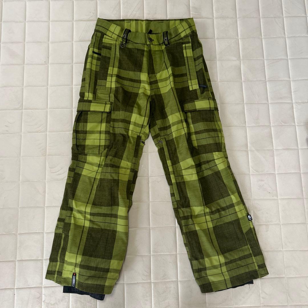 スノーボードウェア　Mサイズ 上:SUB 下:BONFIRE