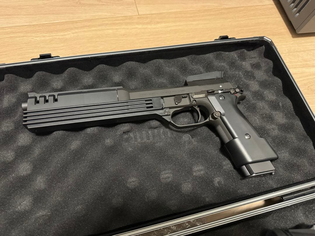 電動ガン　ガスガン