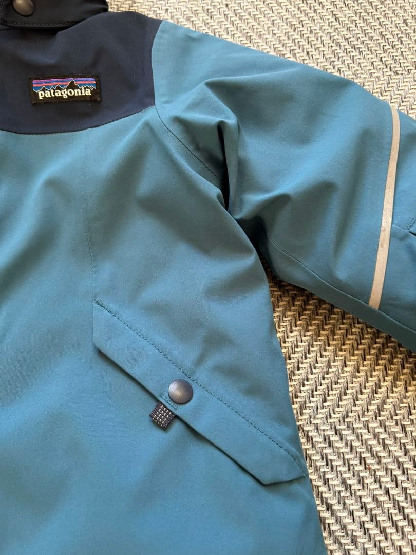 patagonia　キッズ　スノーウェア　2T 美品