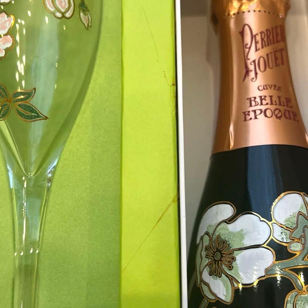 未開栓 ベルエポック シャンパンセット グラス付き ギフト箱入り 2004