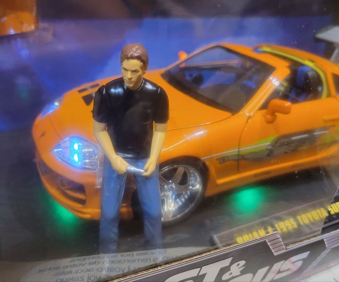 ミニカー JADA 1/18 BRIAN 1995 SUPRA