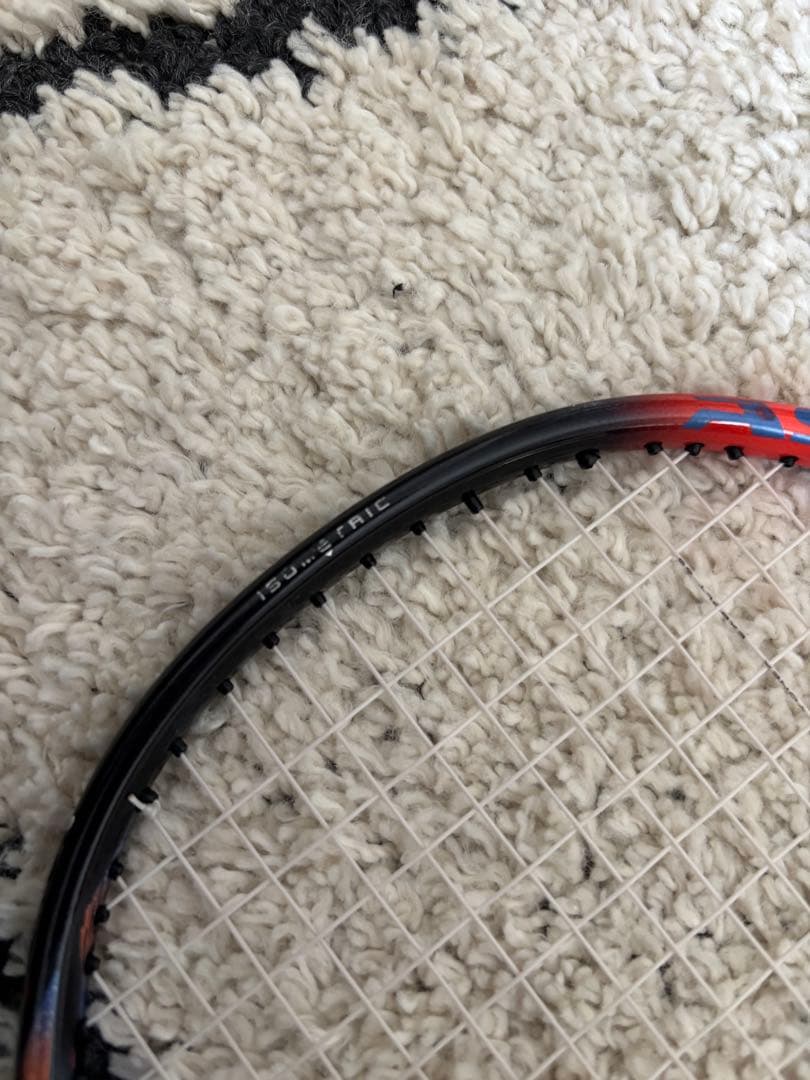 ヨネックス アストロクス77pro 4UG5