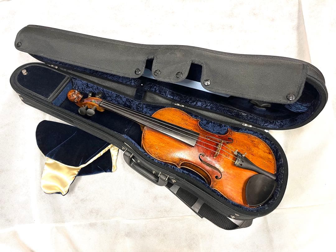 ドクロヘッドバイオリン　4/4 イタリア製？skull heads violin