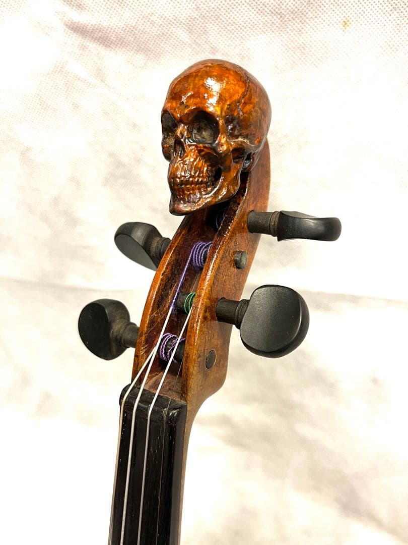 ドクロヘッドバイオリン　4/4 イタリア製？skull heads violin