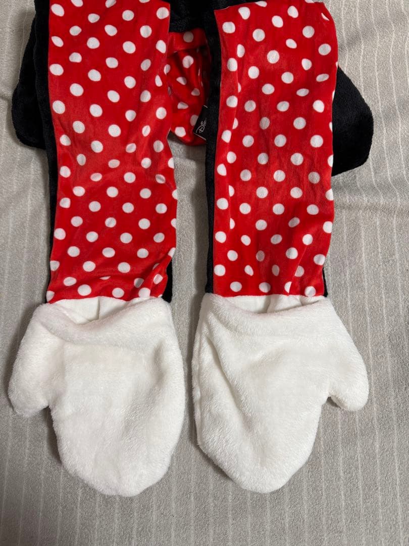 ミニーマウス　耳付きキャップ　マフラーキャップ