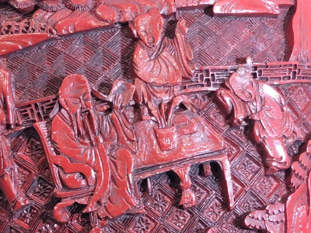 DT401 赤い 彫刻 花瓶 高さ47ｃｍ DT401