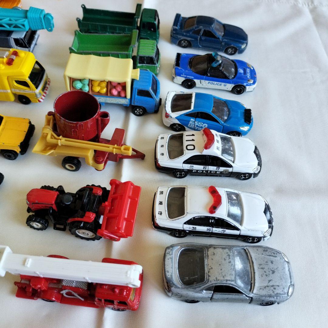 トミカ　ミニカー　働く車　 38台 ＋3台