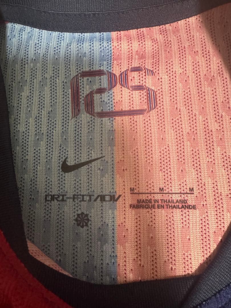 正規品 バルセロナ 24-25 ホーム オーセンティック 新品未使用タグ付き