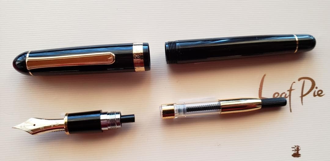 プラチナ万年筆 ＃3776　14K 万年筆 ブラック　中古品