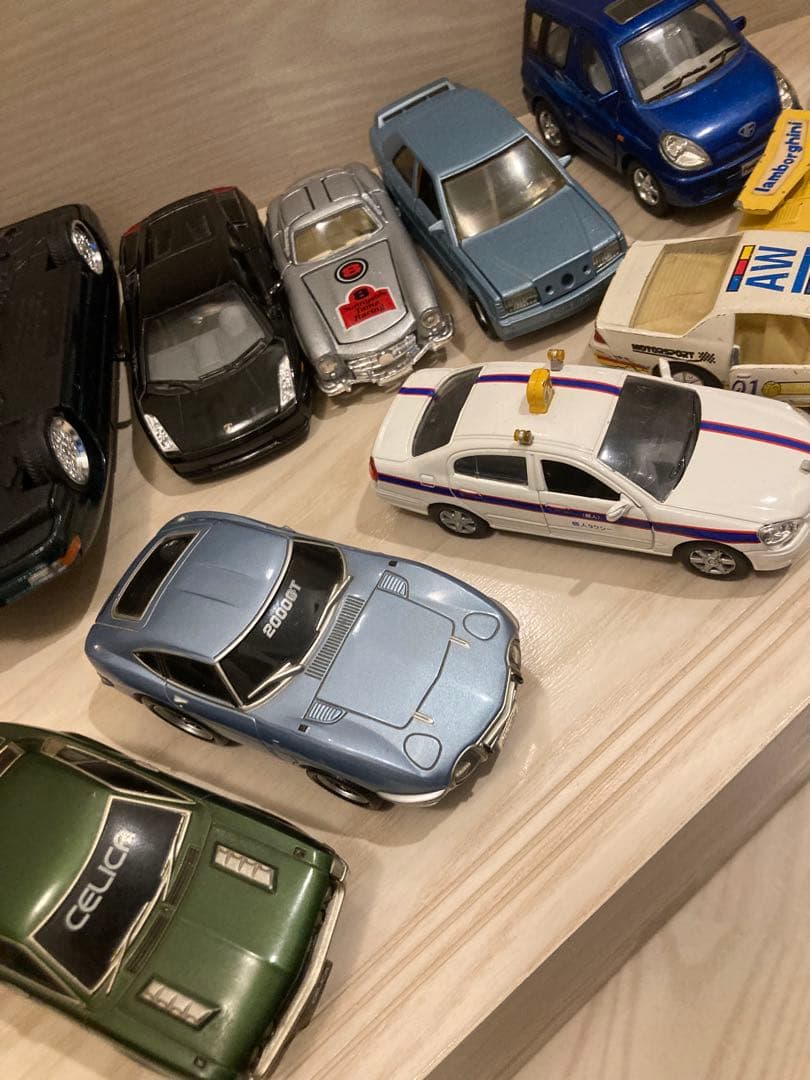 レトロ　ミニカーコレクション 16台