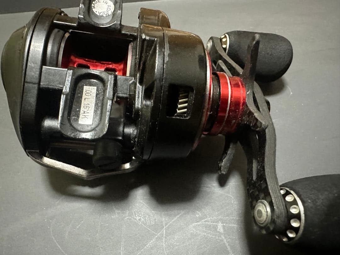 アブガルシア　レボエムジーエクストリーム　mgextreme右巻き 限定モデル