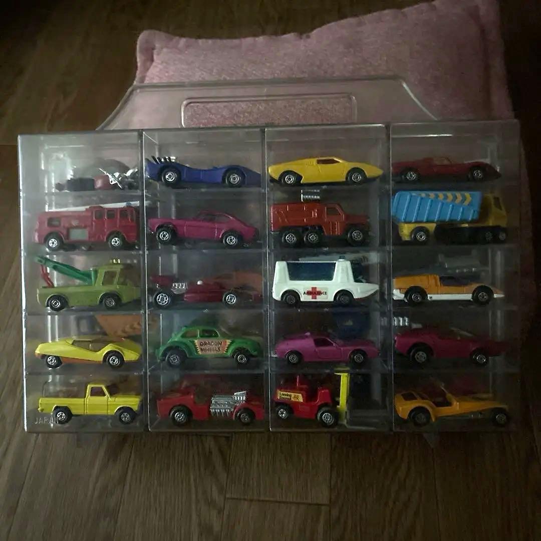 【希少】ミニカーセット 収納ケース付き（40台）