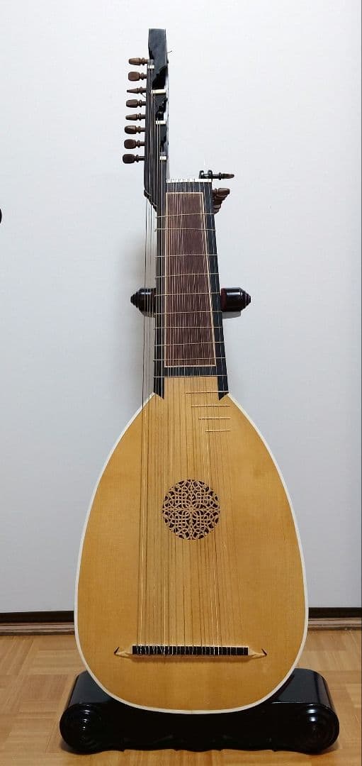 バロック・リュート 14コース　菊地雅樹作