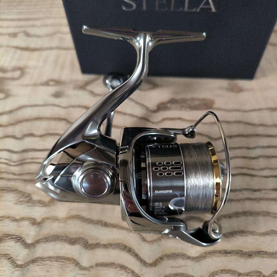 SHIMANO 18STELLA C2500SHG スピニングリール