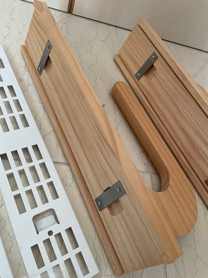 ☆未使用☆壁掛け用•サーフボードラック/木製☆