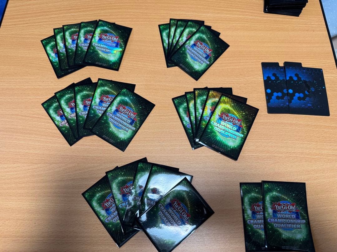 遊戯王 wcqスリーブ おまけカード付き