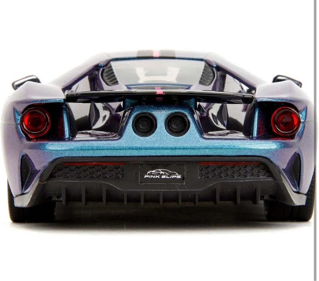 2017 FORD GT & クラシックTVシリーズ バットモービル ピンク