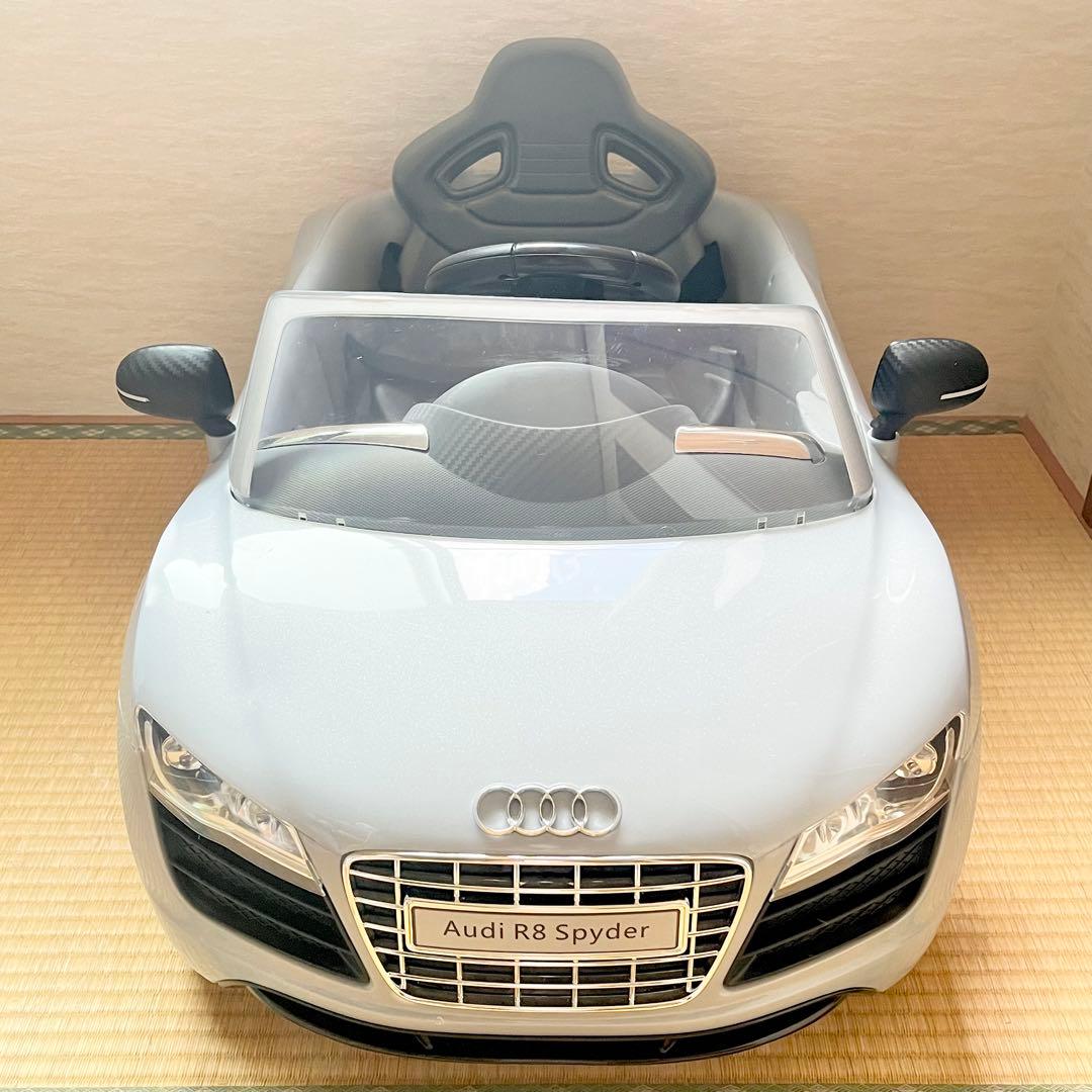 【動作確認済み】アウディ 電動自動車 Audi R8 Spyder シルバー