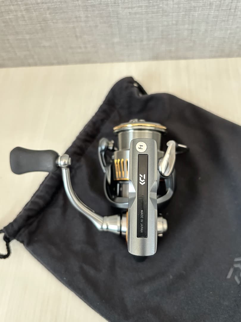 か*る様 【美品】ダイワ 23エアリティ LT2500S