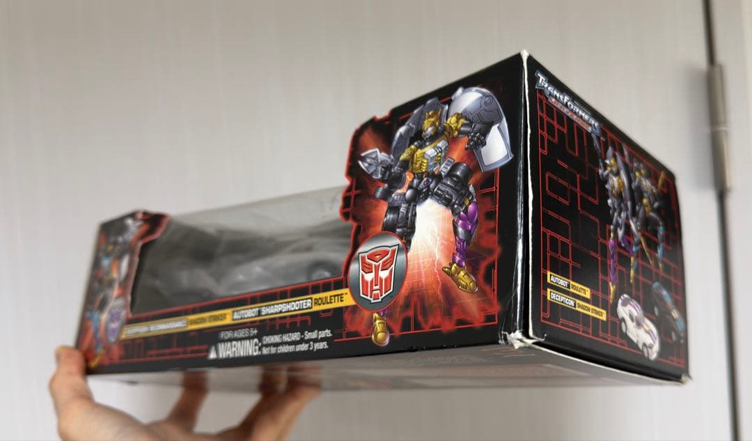 ルーレット&シャドーストライカー トランスフォーマー ユニバース