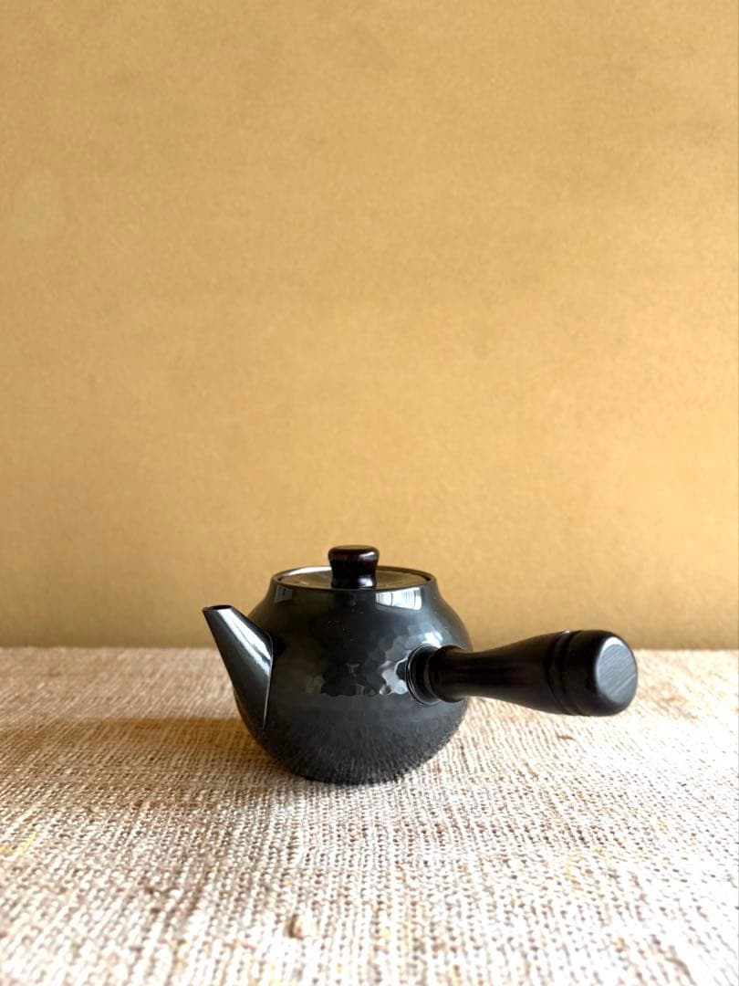 新光堂 【未使用】純銅 横手 鎚目急須 伝統工芸品 美術銅器