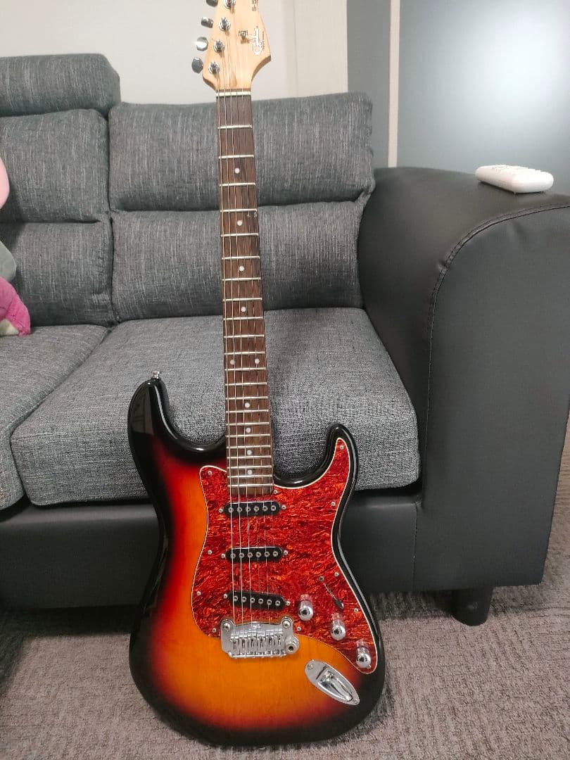 G&L　Tribute　S-500 極美品です