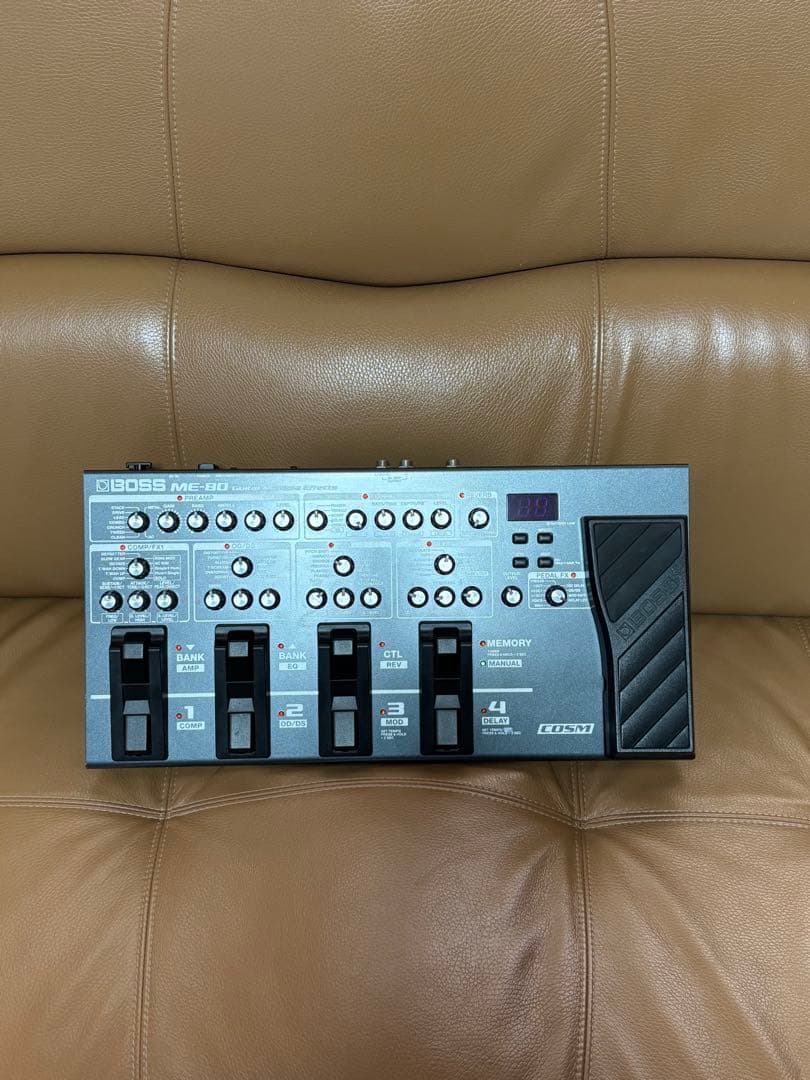 BOSS ME-80 マルチエフェクター　ソフトケース付き