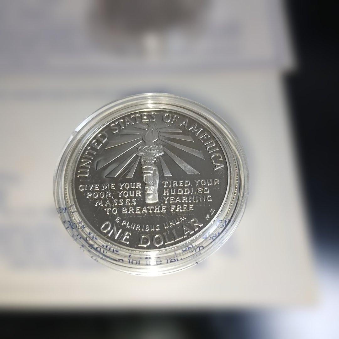 の*と様 1986年 アメリカリバティ銀貨2枚セット