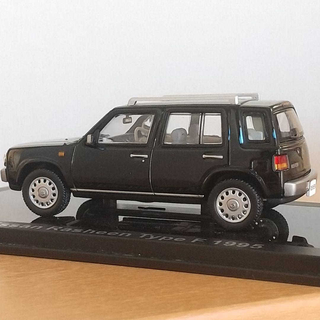 ノレブ 日産 ラシーン スケールモデル ミニカー ブラック