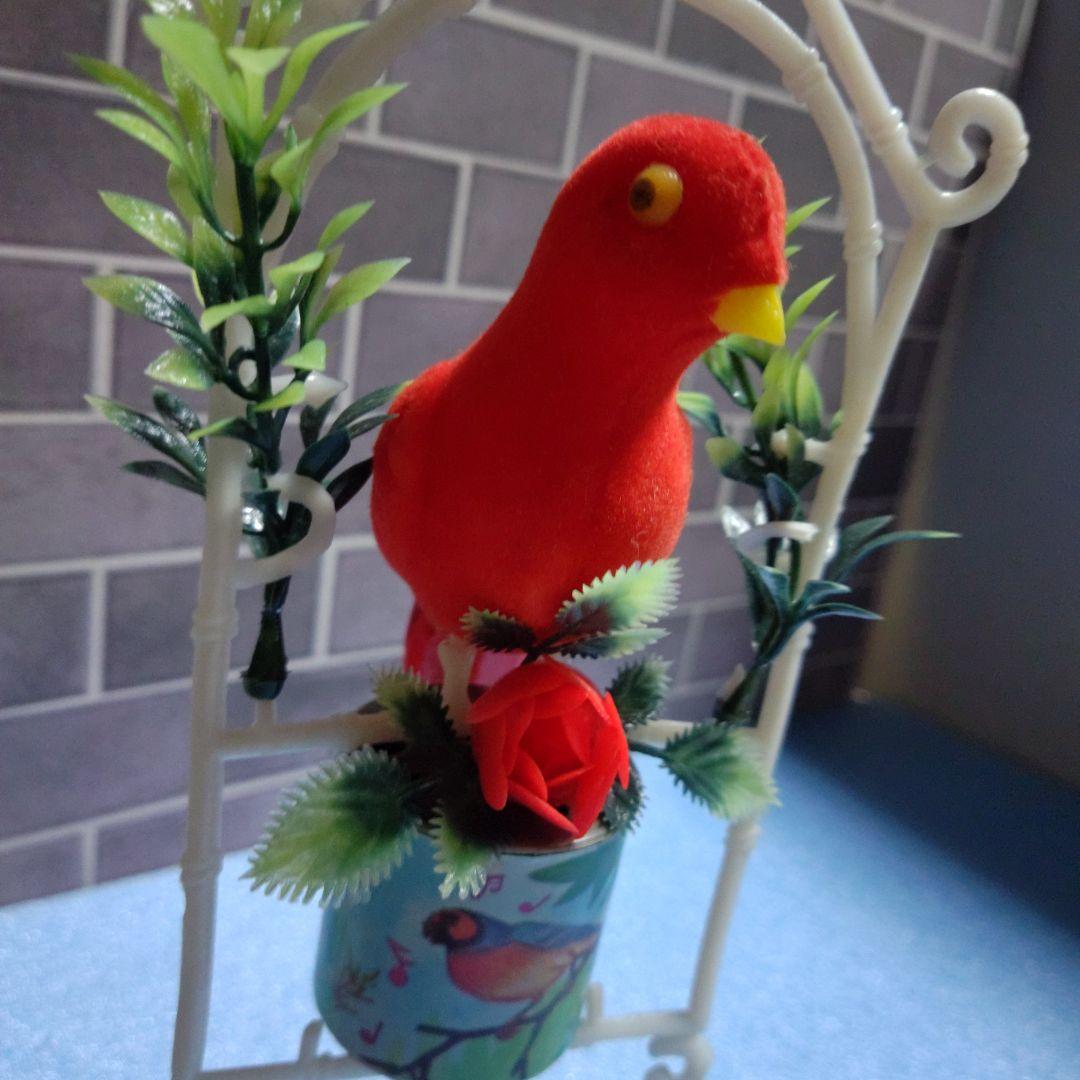 赤い鳥の吊り飾り、上下に動かすとキュッキュッ鳴る　昭和購入レトロ当時品