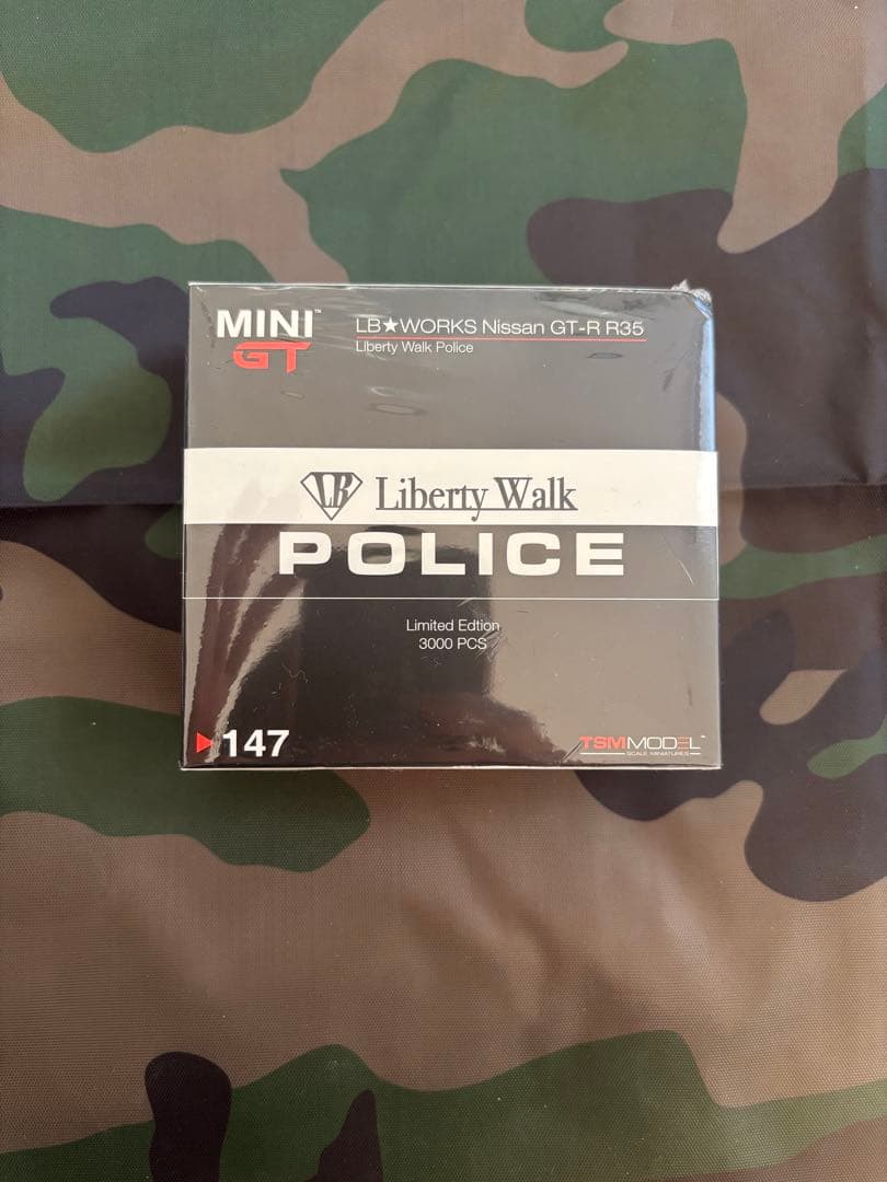 ミニカー MiNiGT LBWORKS Nissan GT-R police