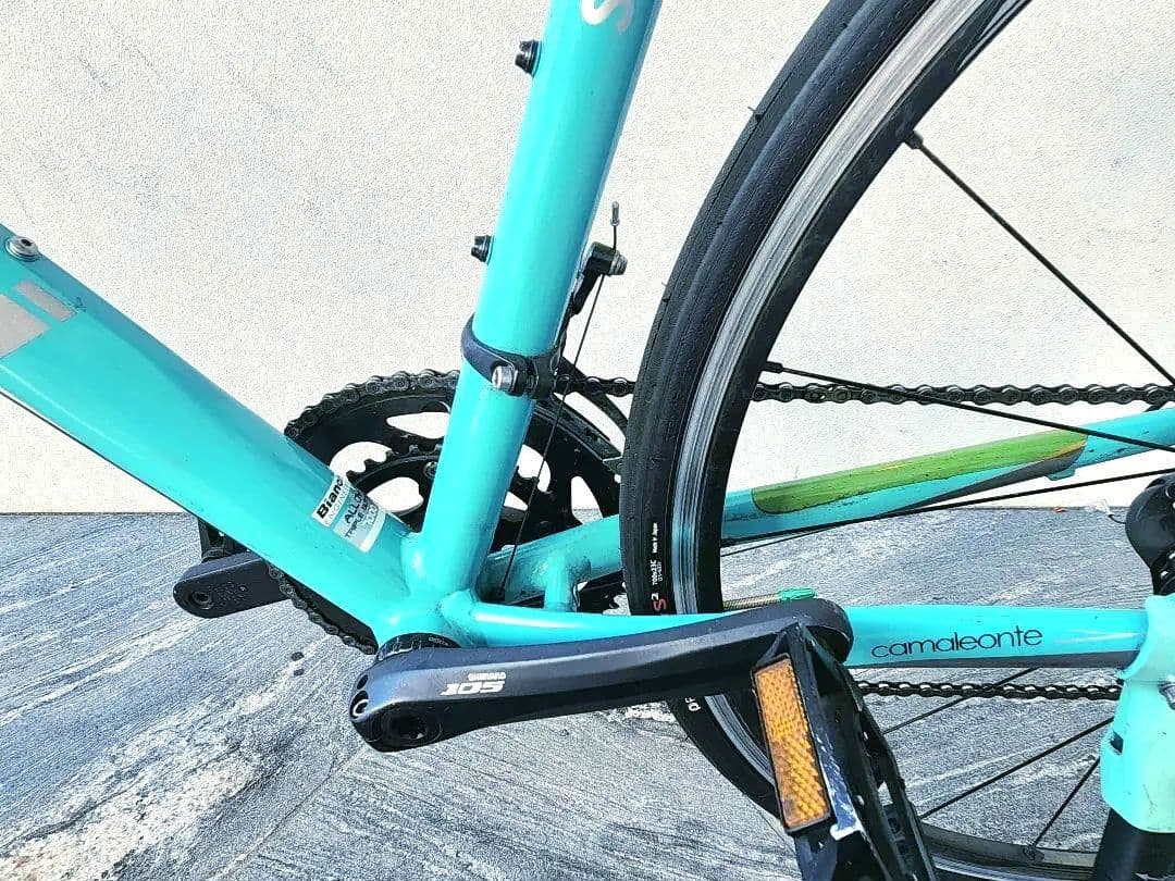 Bianchi クロスバイク カーボンフレーム