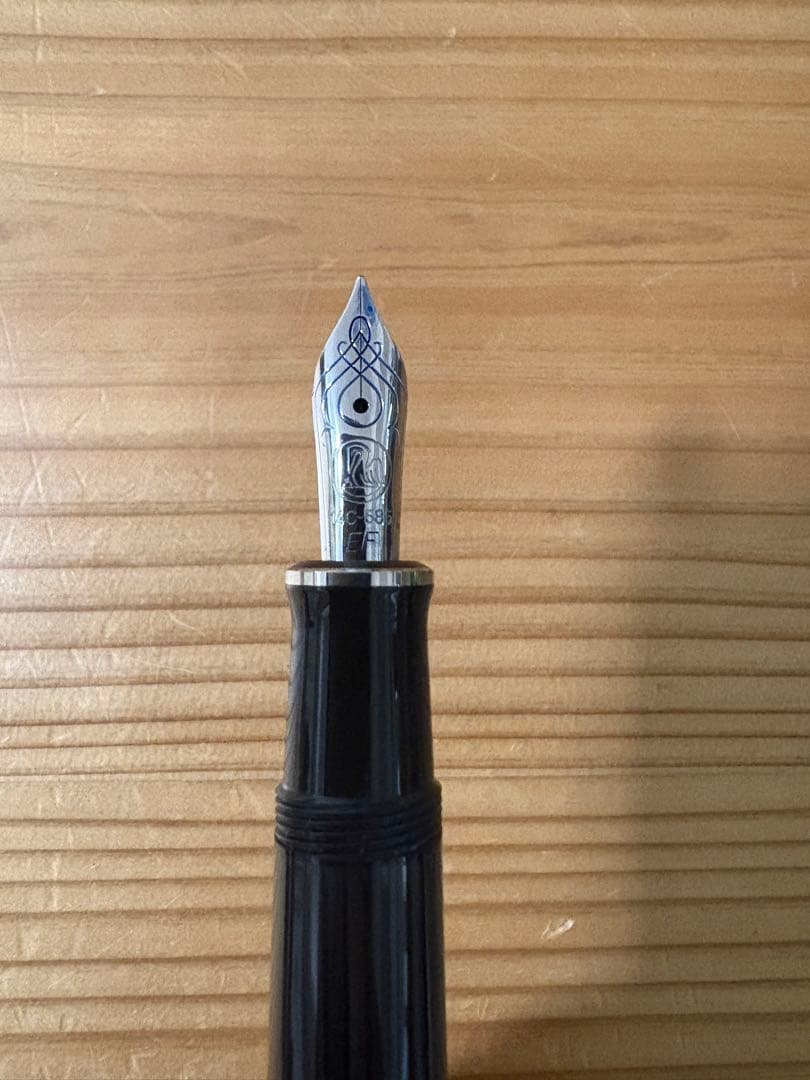 Pelican souveran M605 EF ペリカン スーベレーン 黒縞