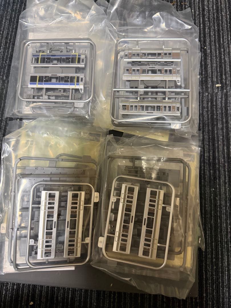 鉄コレポケット　225系100番代　Aシート込4両