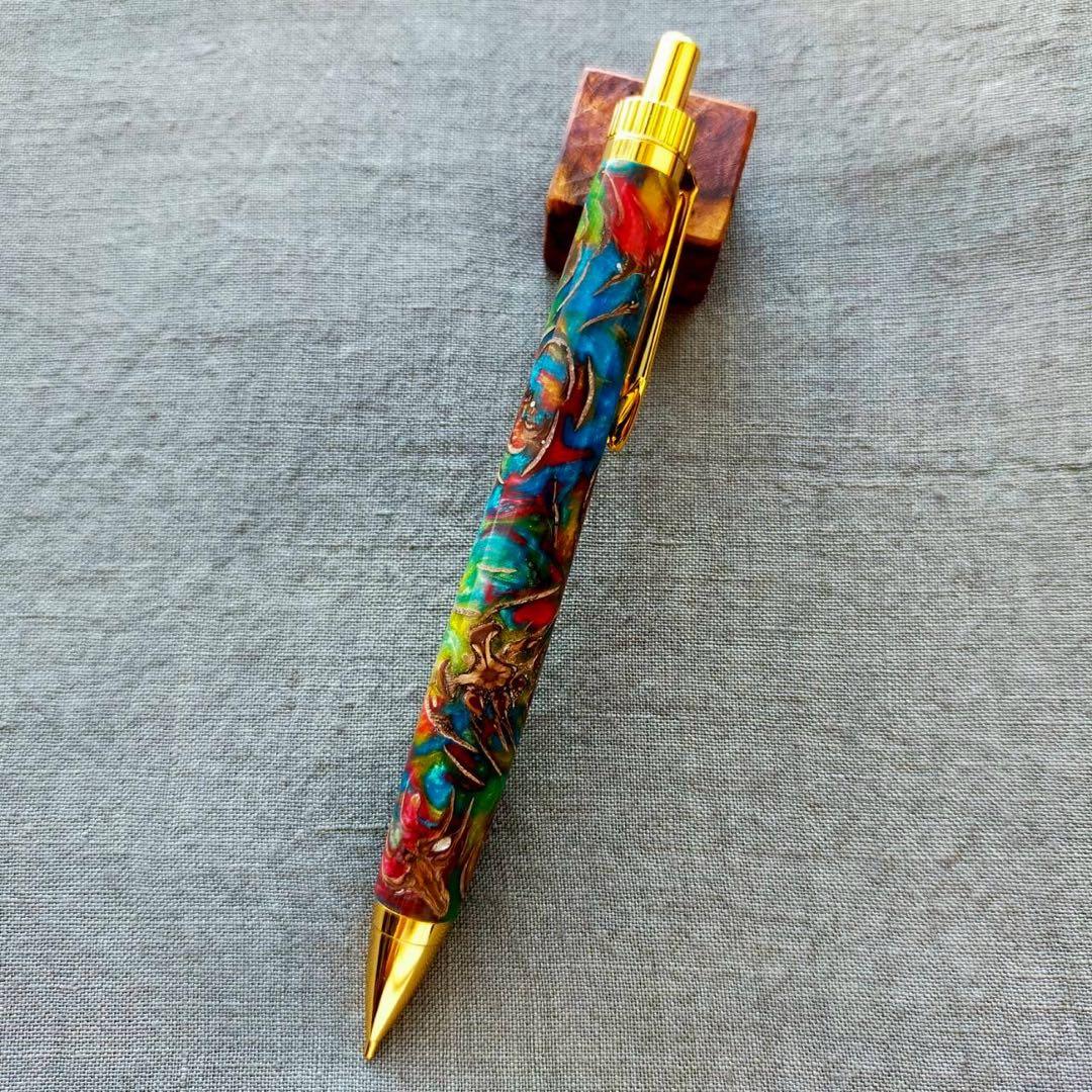 【地球】レジン×松ぼっくり　ハンドメイド　シャープペン　0.5mm　ゴールド