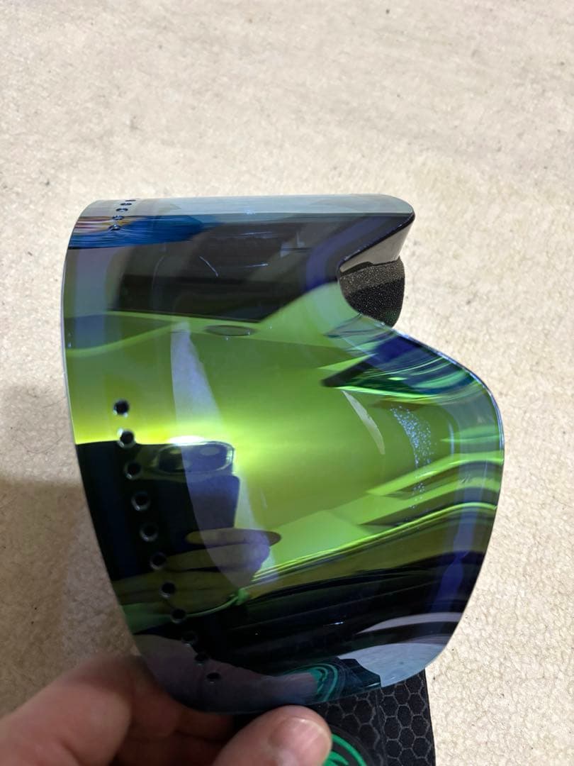 ドラゴン　ゴーグル