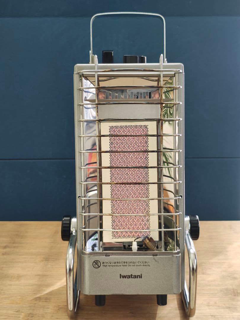 【希少・廃盤品】イワタニ カセットガスヒーター CB-8　美品