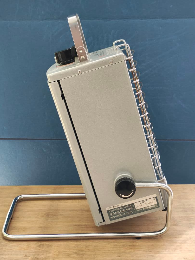 【希少・廃盤品】イワタニ カセットガスヒーター CB-8　美品