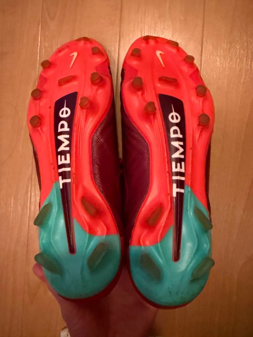 ティエンポ 25.5cm サッカースパイク