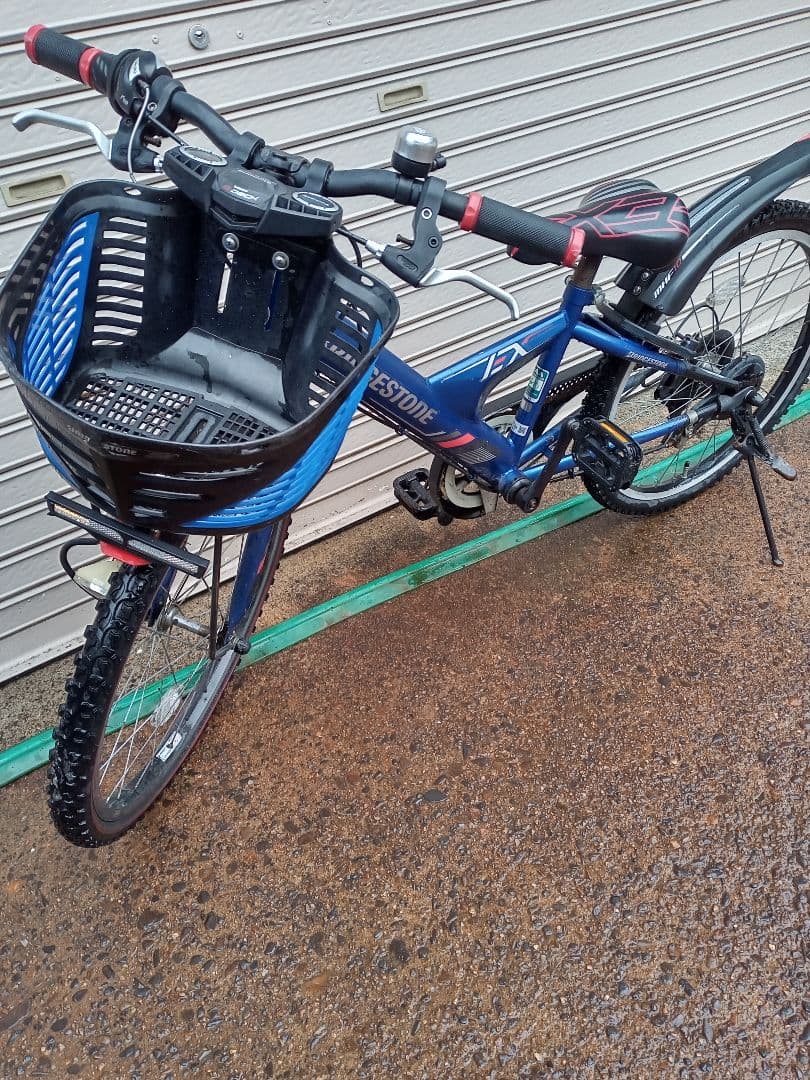 ブリジストン22インチジュニア自転車引取限定