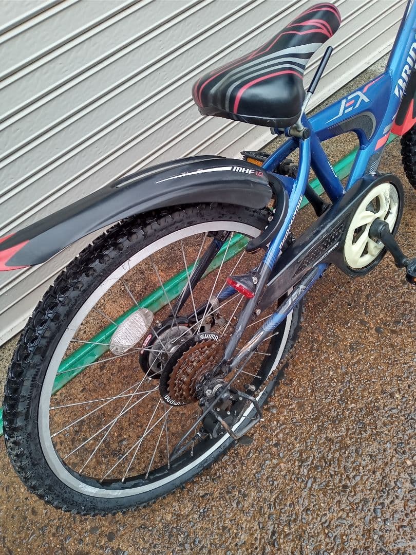 ブリジストン22インチジュニア自転車引取限定
