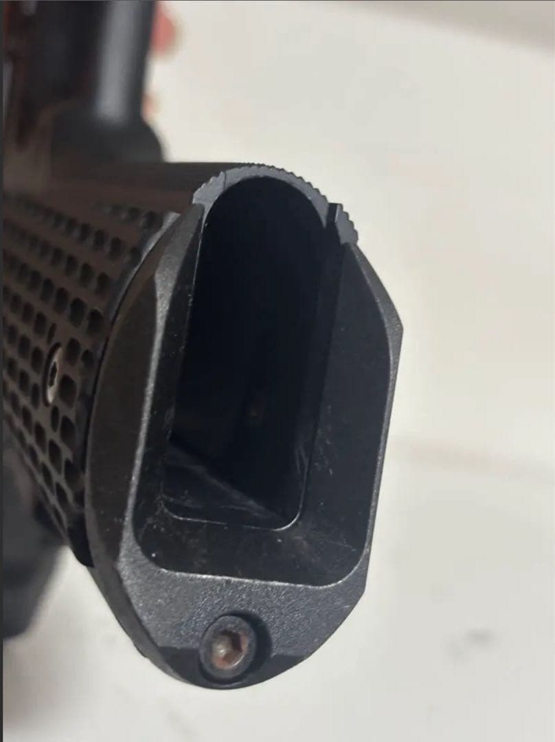 東京マルイ STRIKE WARRIOR ガスブロ2丁 トイガン（訳あり）